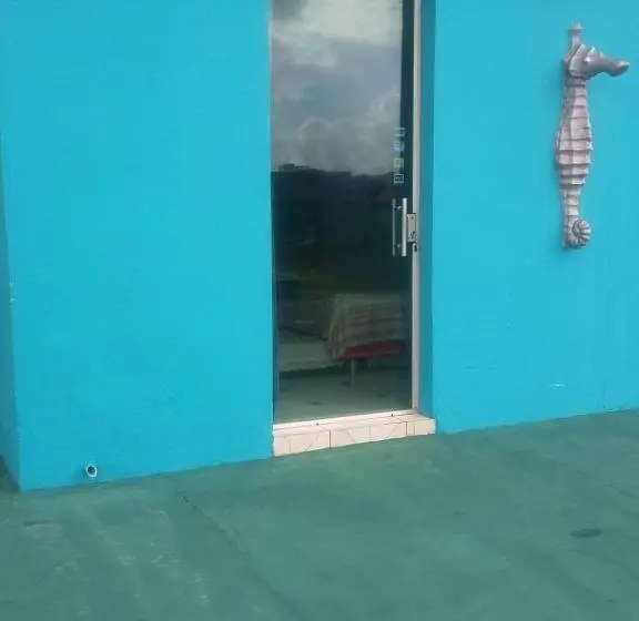 ファミリールーム, Apartamentos No Farol Velho