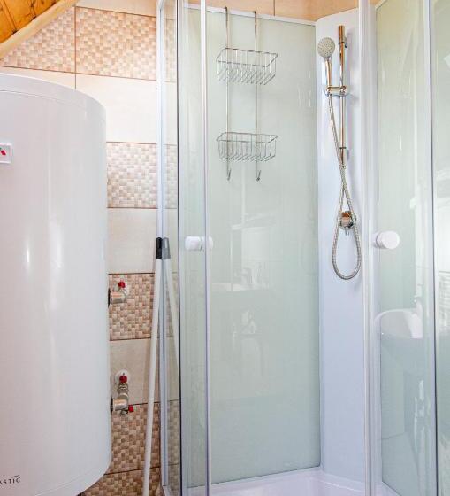 غرفة قياسية ثلاثية, Bánóporta