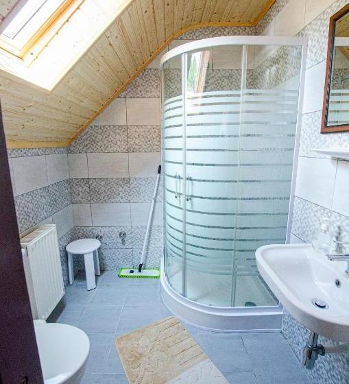 غرفة ديلوكس, Bánóporta