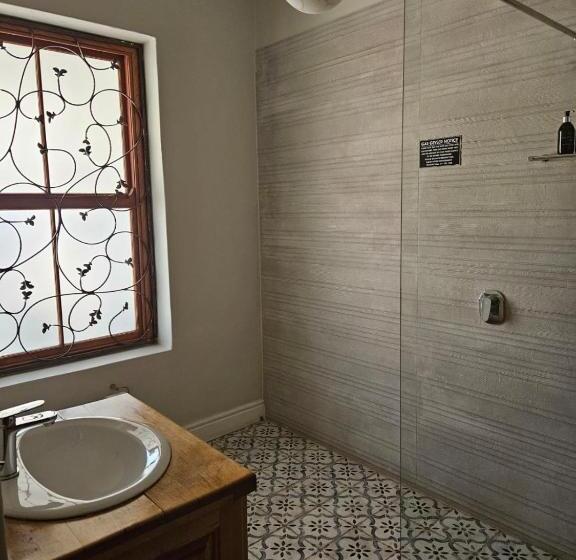 חדר סטנדרט, Haus Müller