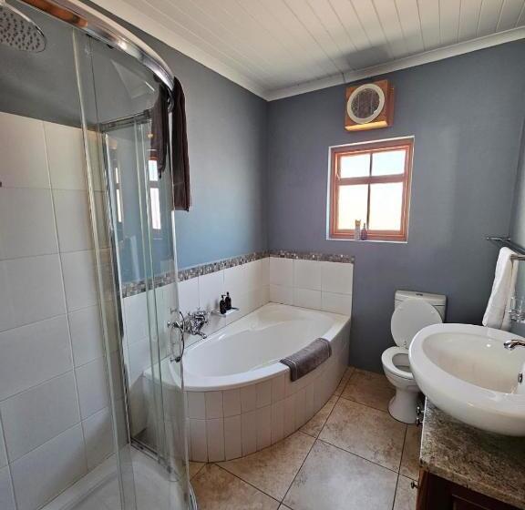 חדר אקונומי, Haus Müller