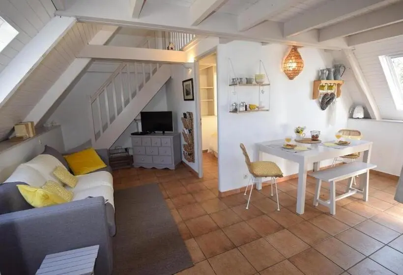 メゾネットスイート, Manoir Des Petites Bretonnes