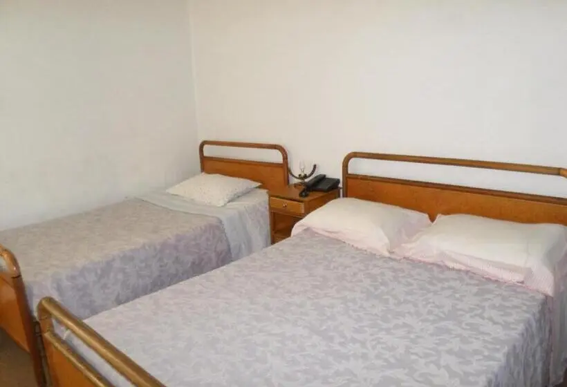 اتاق استاندارد سه نفره, Rustico & Singelo   Hotelaria E Restauração, Lda
