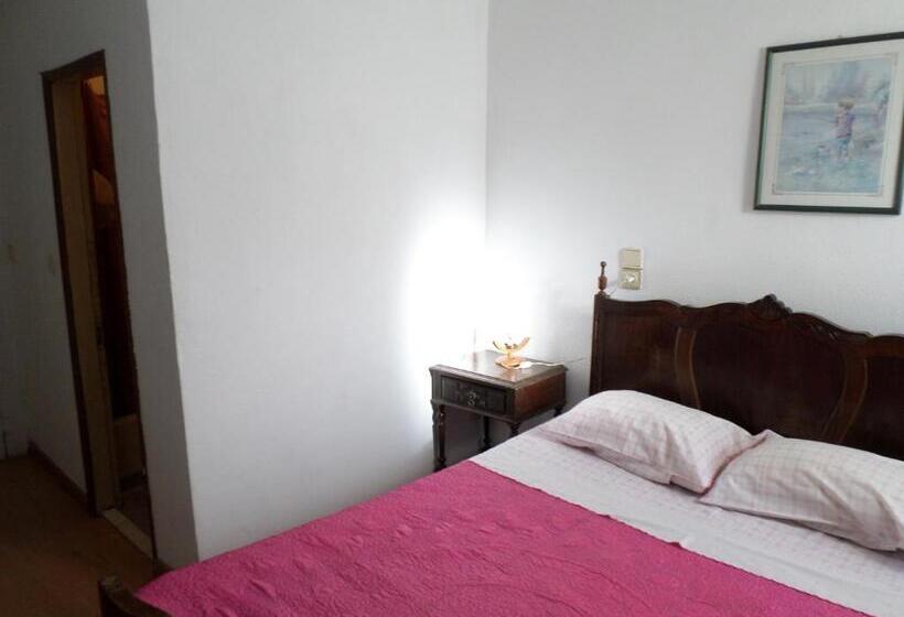 Номер Стандарт, Rustico & Singelo   Hotelaria E Restauração, Lda