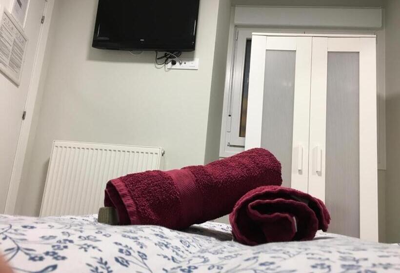 חדר סטנדרט לשלושה, Albergue Logroño Centro