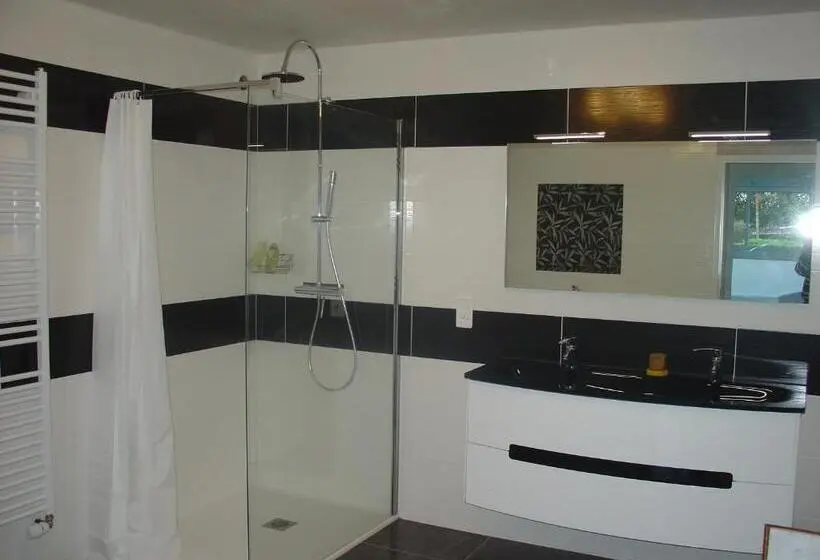 ガーデンビュースタンダードルーム, Chambre D Hôtes Bellevue
