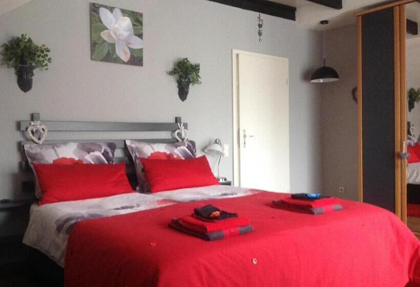 标准间带阳台, Haus Drossel