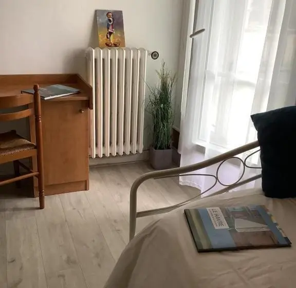 استودیوی استاندارد, L Escale Appartements Et Suites En Bord De Mer