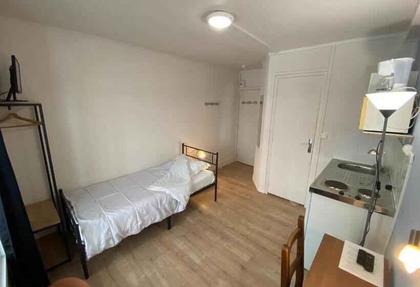 סטודיו סטנדרט עם מרפסת, L Escale Appartements Et Suites En Bord De Mer