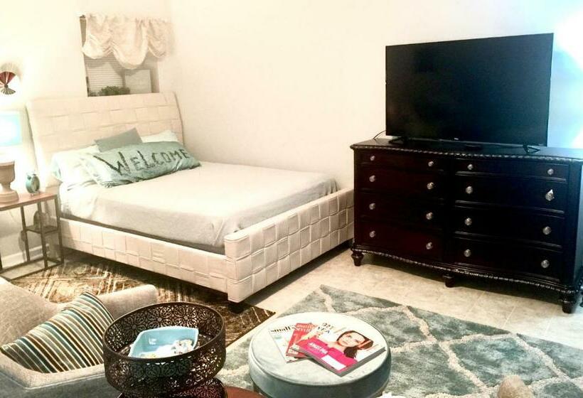 غرفة إقتصادية, Premier National Harbor House