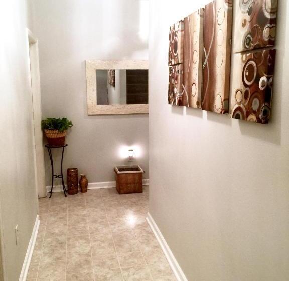 غرفة إقتصادية, Premier National Harbor House