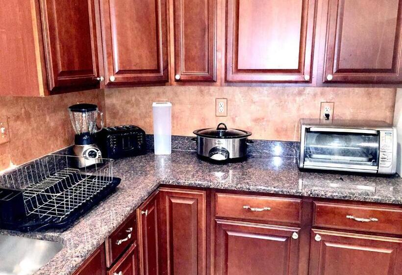 غرفة قياسية, Premier National Harbor House