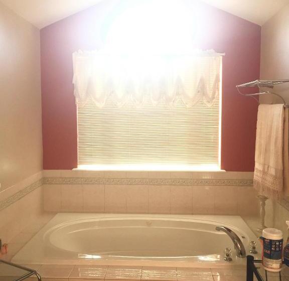 جناح مزوَّد بشرفة, Premier National Harbor House