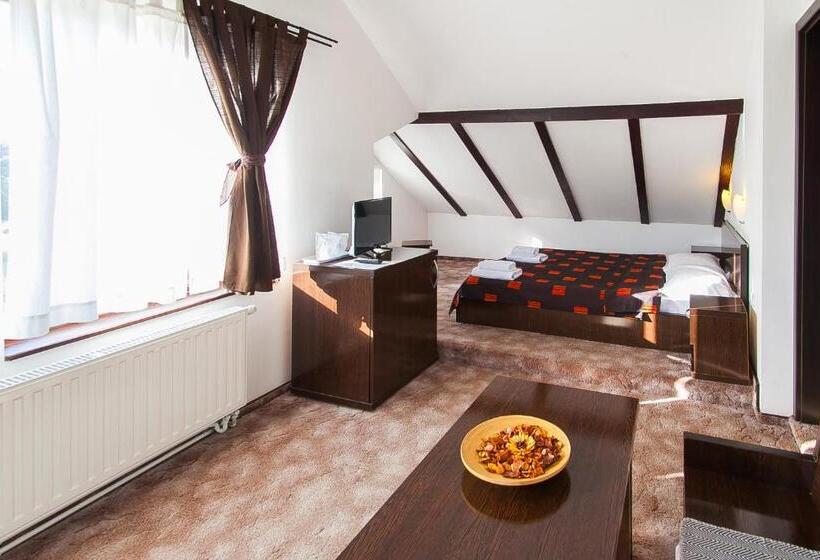 Quarto standart vista jardim, Casa Thomas Bran