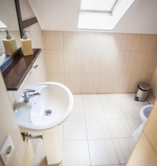 Quarto standart vista jardim, Casa Thomas Bran