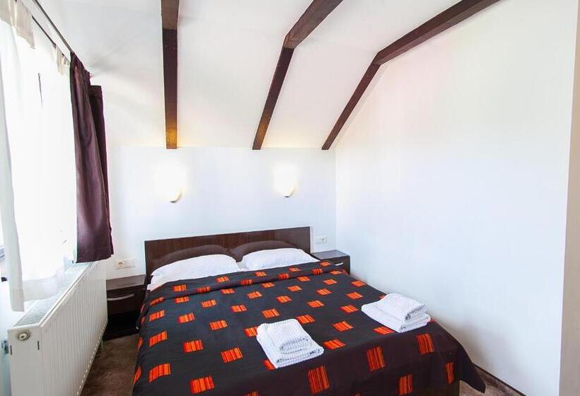 Quarto standart com varanda, Casa Thomas Bran