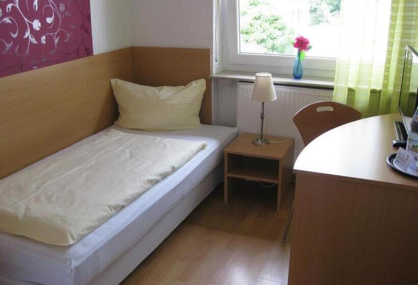 اتاق استاندارد یک نفره, Leuchtners An Der Rennbahn