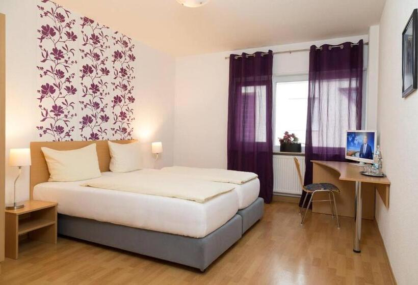 اتاق استاندارد, Leuchtners An Der Rennbahn