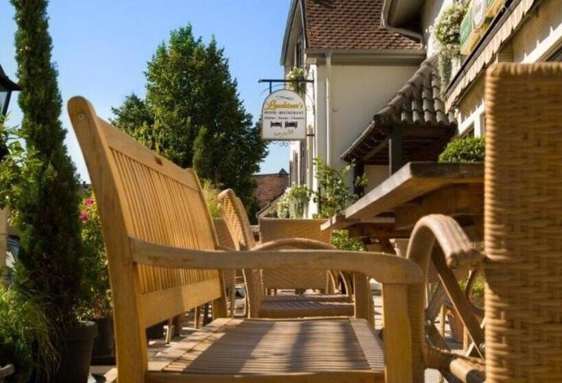 اتاق استاندارد, Leuchtners An Der Rennbahn