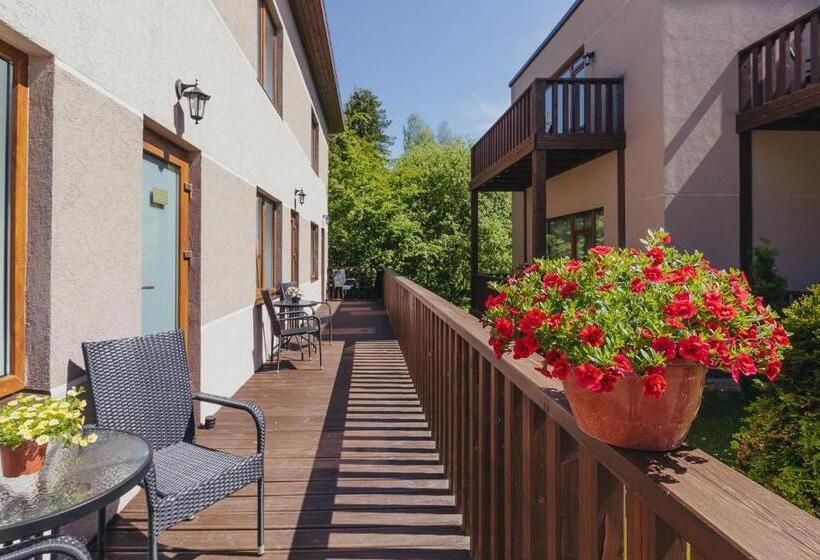 بانگلوی سوپریور, Villa Vanilla