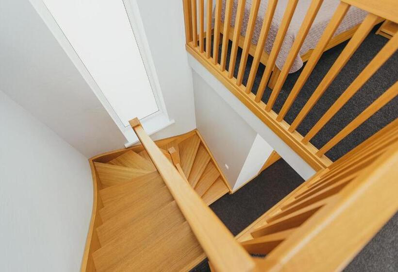 بانگلوی سوپریور, Villa Vanilla