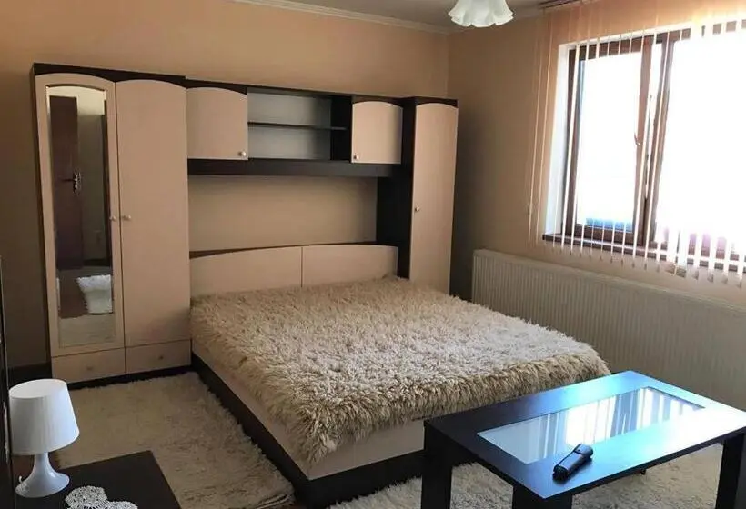 テラス付きスタンダードルーム, Guest Rooms Profirov