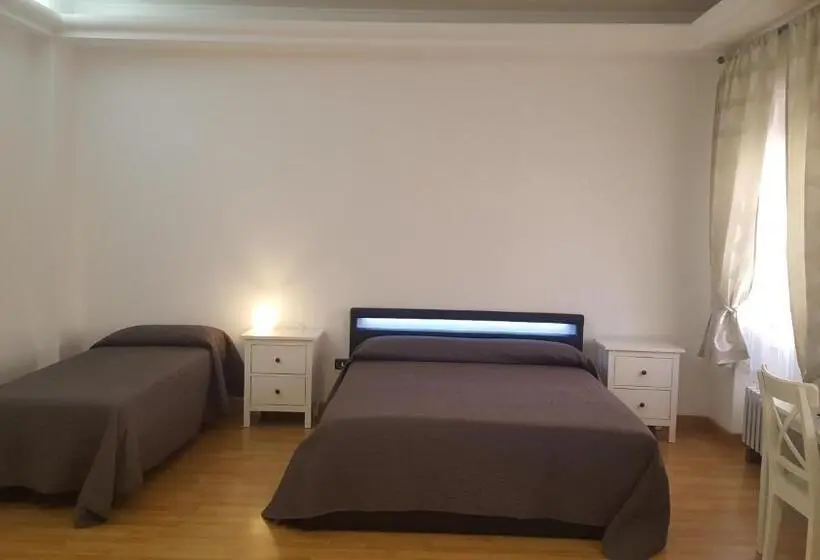 スタンダード４人部屋, Camere Santa Rita