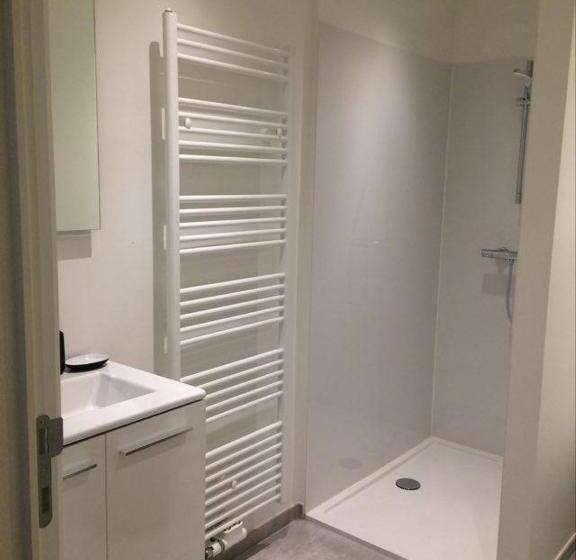 Номер Стандарт, Le Lendemain