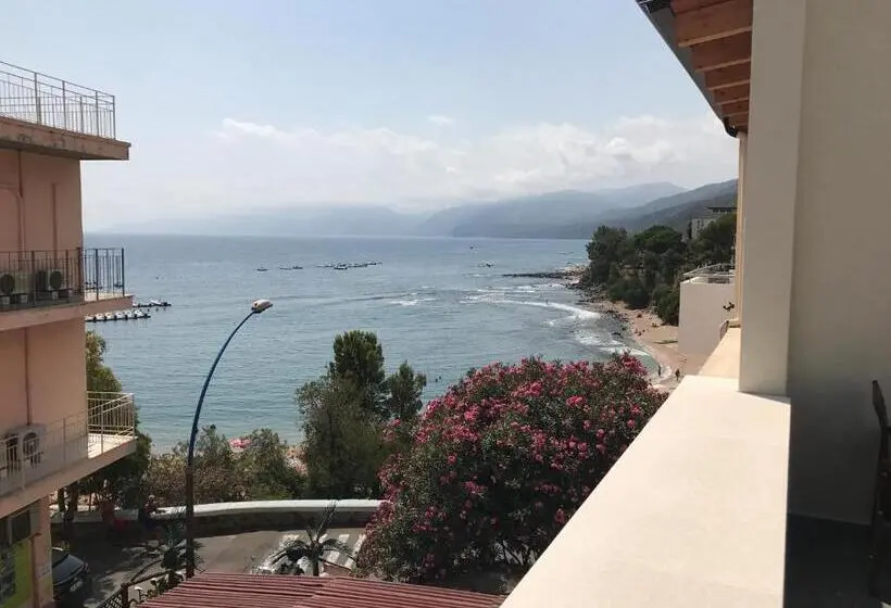 オーシャンビューのスーペリアトリプルルーム, Locanda Su Recreu