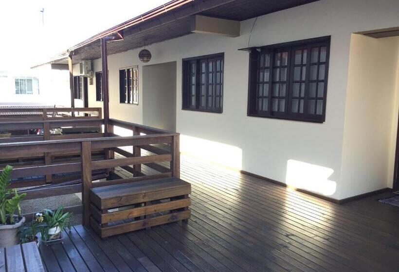 Номер Стандарт с Террасой, Pousada Villa Garcia   Residencial