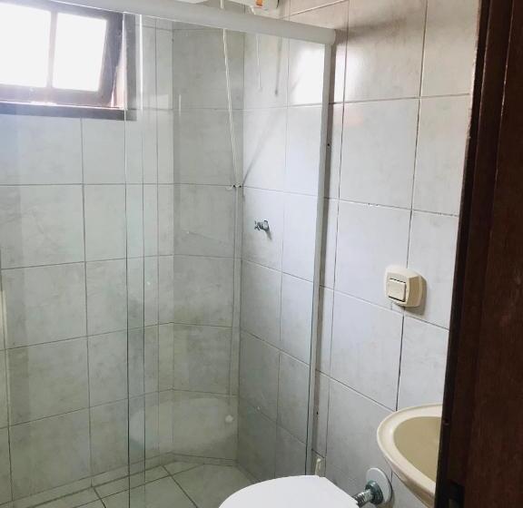 חדר אקונומי לארבעה, Pousada Villa Garcia   Residencial