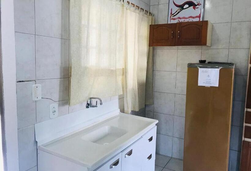 חדר אקונומי לארבעה, Pousada Villa Garcia   Residencial