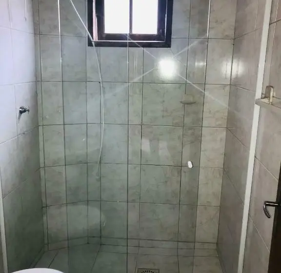 エコノミー4人部屋, Pousada Villa Garcia Residencial