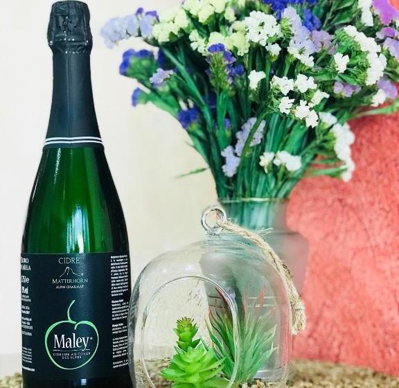 غرفة كومفورت ثلاثية, B&b Balançon Mountain Lodge