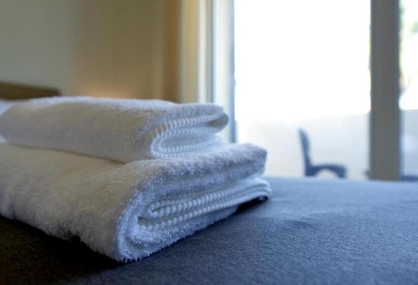 غرفة قياسية مزوَّدة بشُرفة, B&b Dei Ciclopi