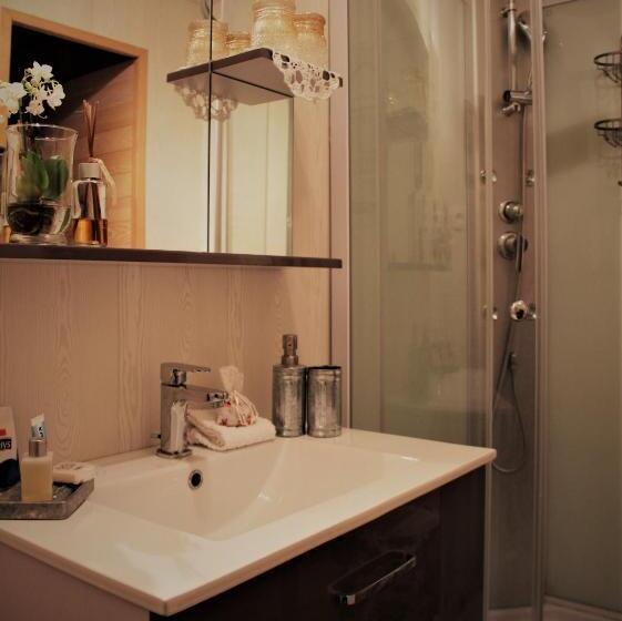 جناح ذو إطلالة, Angoville44