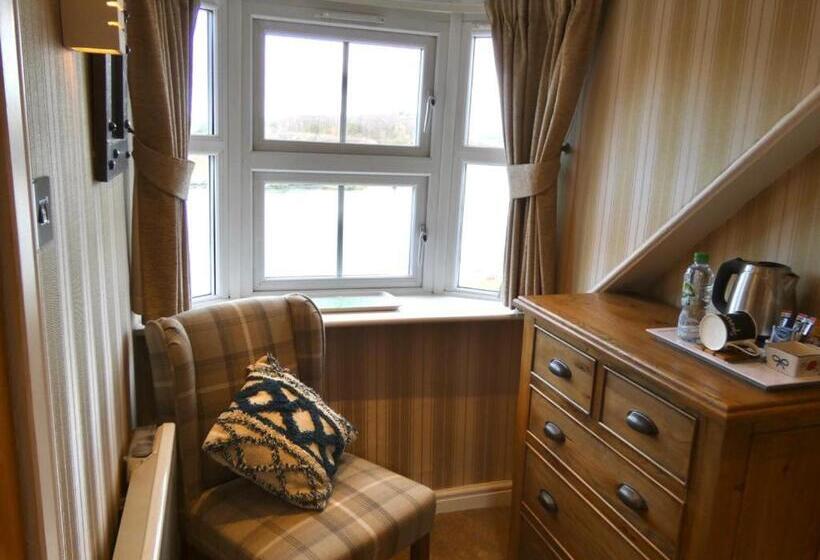 اتاق استاندارد یک نفره با چشمانداز دریا, The Moorings