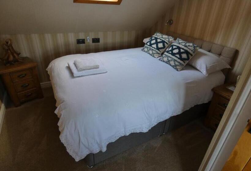 اتاق استاندارد یک نفره با چشمانداز دریا, The Moorings