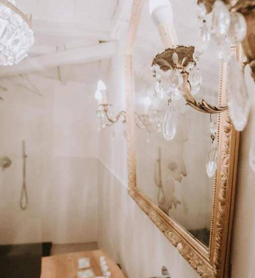 اتاق لوکس, Agriturismo I Giardini Di Ararat