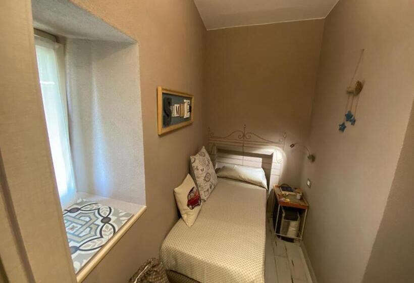 غرفة ديلوكس مطلّة علي البحر, Madüneta 5 Terre