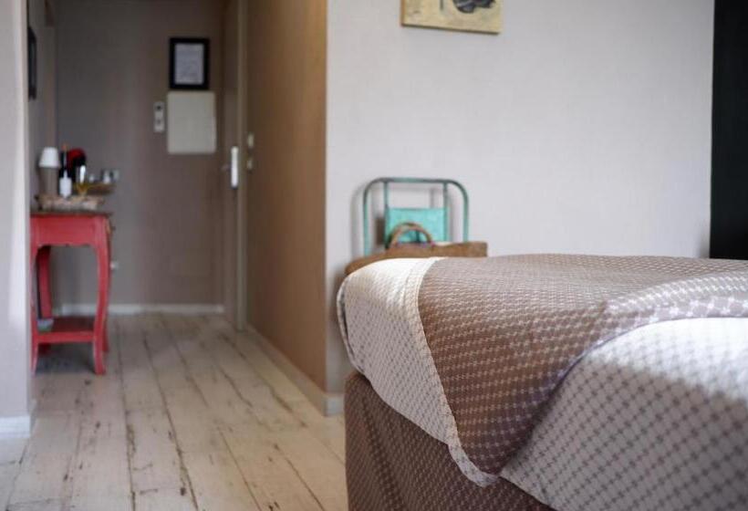 غرفة ديلوكس مطلّة علي البحر, Madüneta 5 Terre