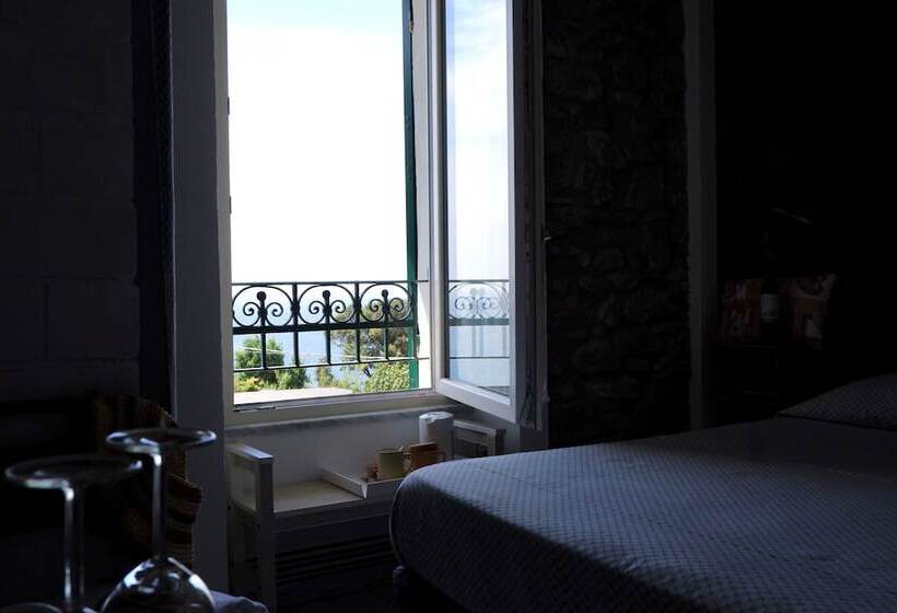 Quarto Estandar, Madüneta 5 Terre