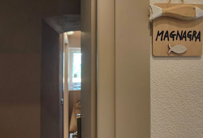 غرفة قياسية, Madüneta 5 Terre