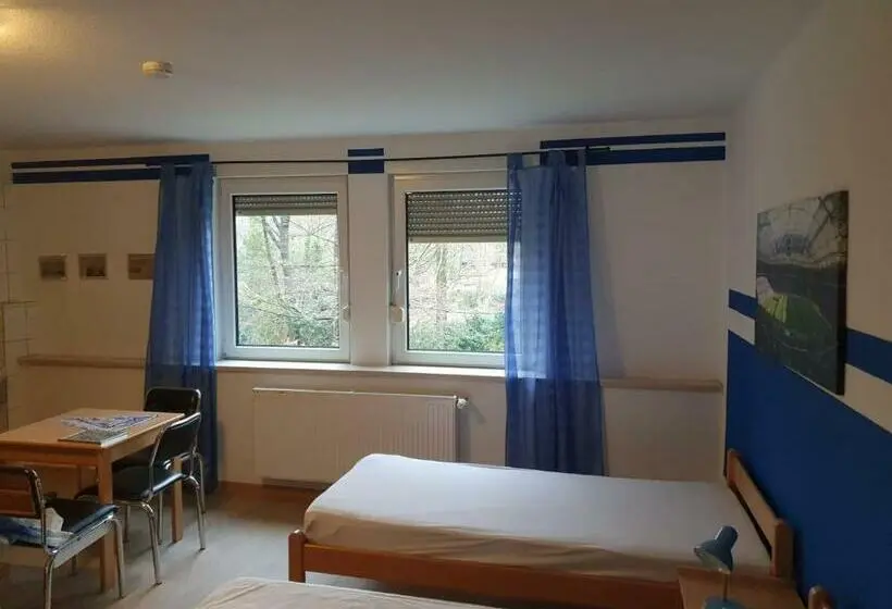 スタンダード４人部屋, Naturfreundehaus Gelsenkirchen