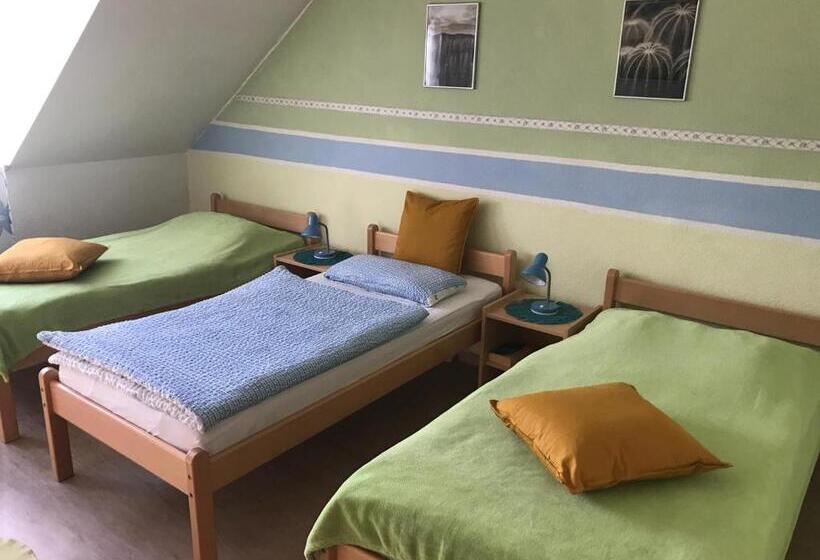 スタンダードトリプルルーム, Naturfreundehaus Gelsenkirchen