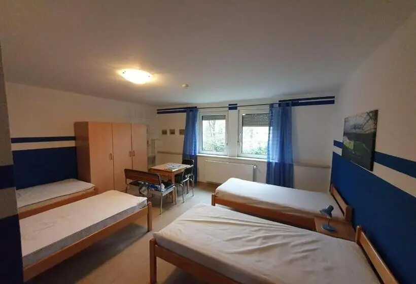 スタンダード４人部屋, Naturfreundehaus Gelsenkirchen