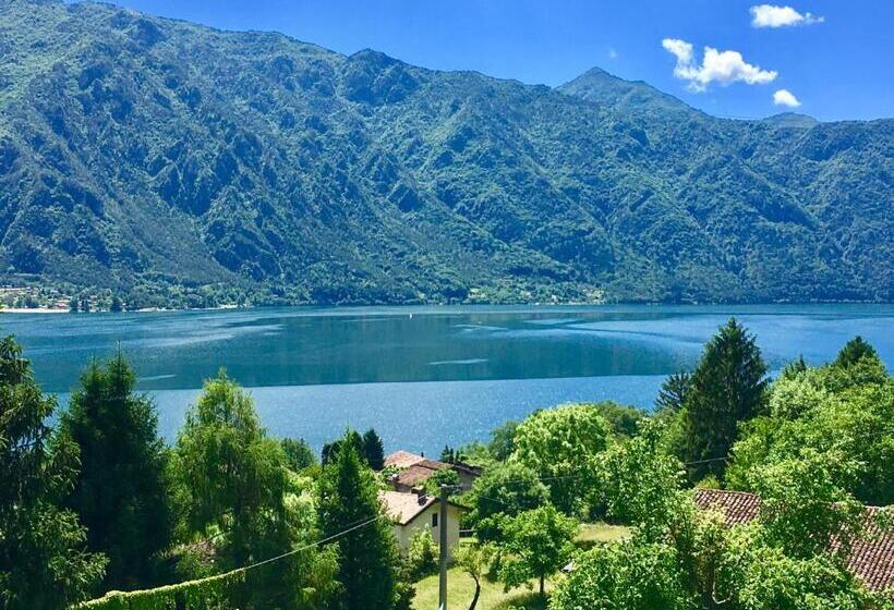 Номер Стандарт Вид на Бассейн, B&b Re  Perone