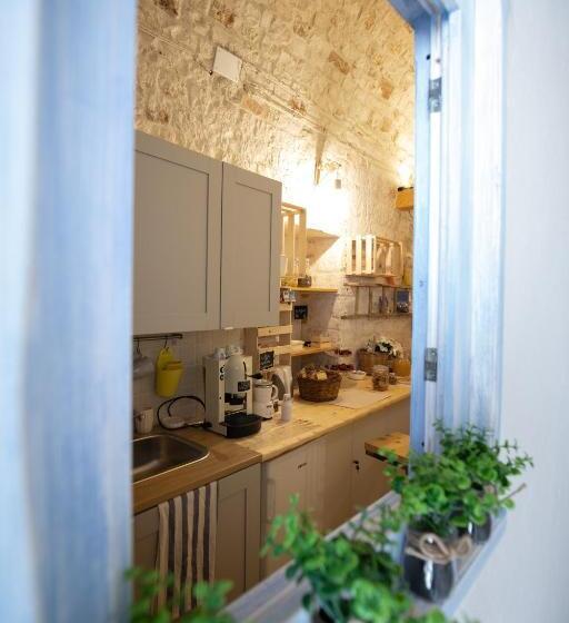 Номер Deluxe, Pietrachiara