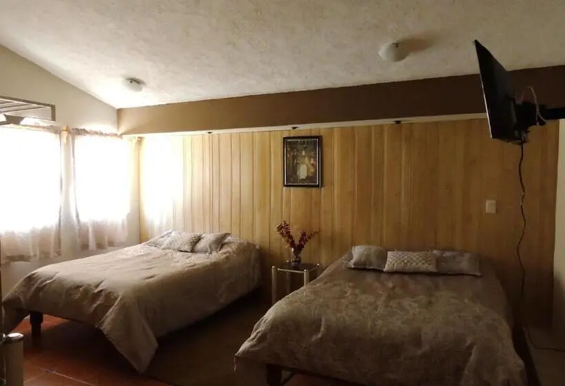 Mökki 1 Makuuhuone, Real De San Antonio
