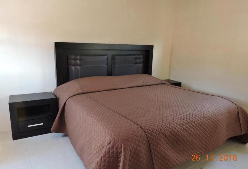 غرفة قياسية سرير كينج, Real De San Antonio